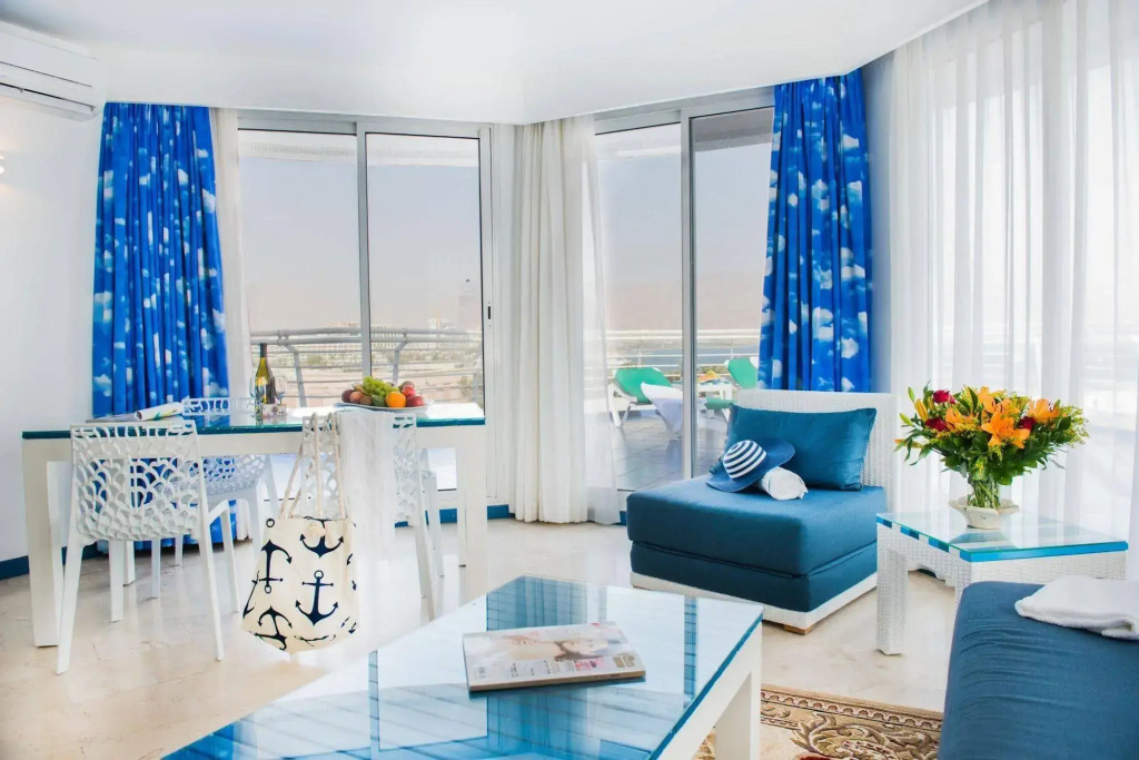 Club Hotel Eilat - All Suites Hotel
