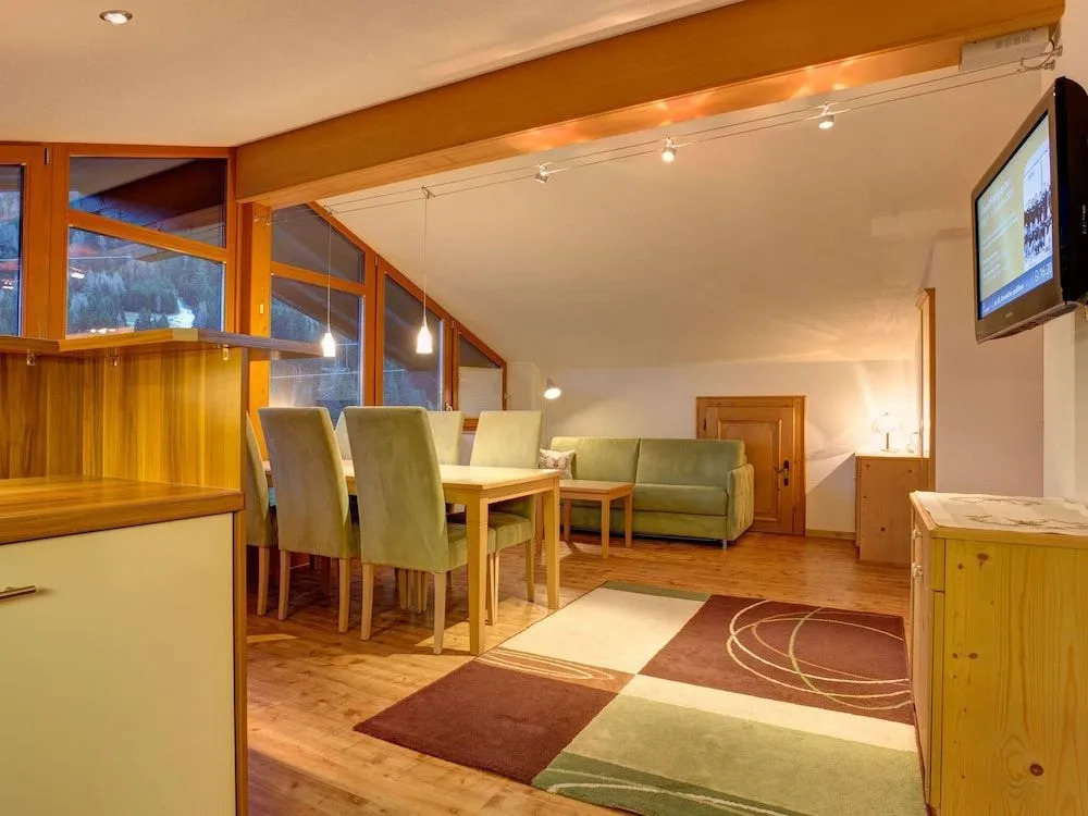 Spacious Apartment In Sankt Anton Am Arlberg With Balcony