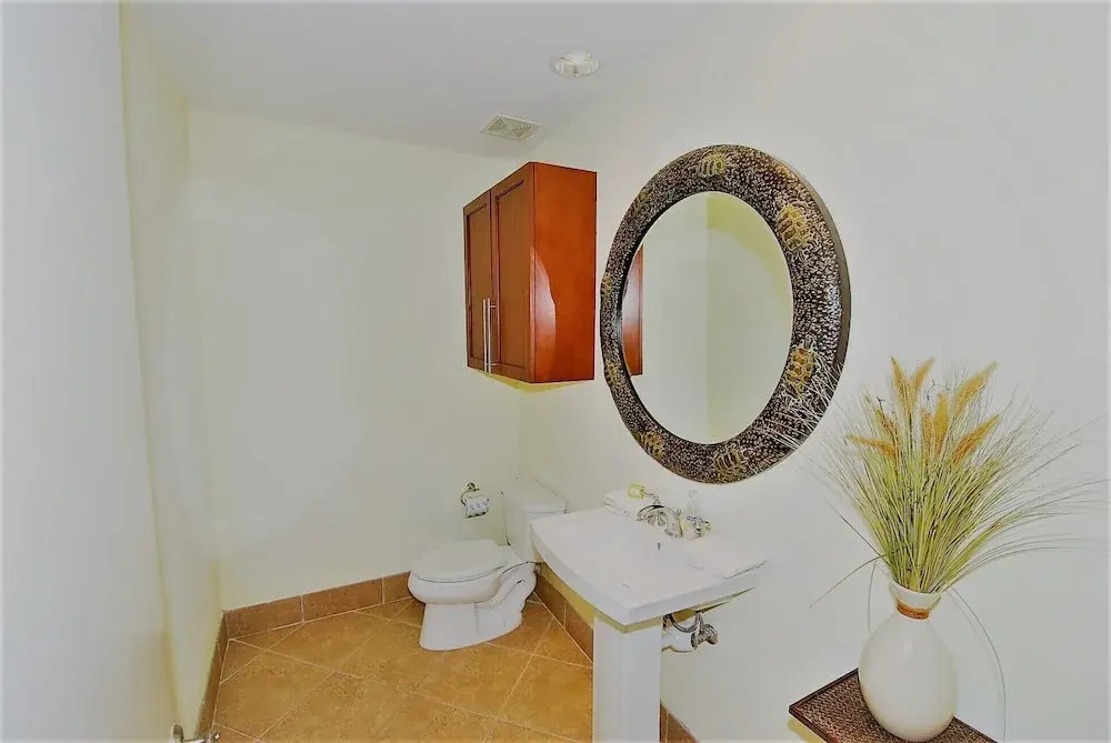 Sapphire Condo & Spa Unit #304 3 Bedrooms 2.5 Bathrooms Condo