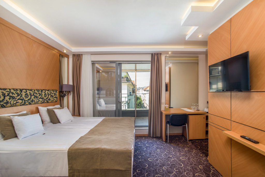 Отель Marmara Hotel Budapest
