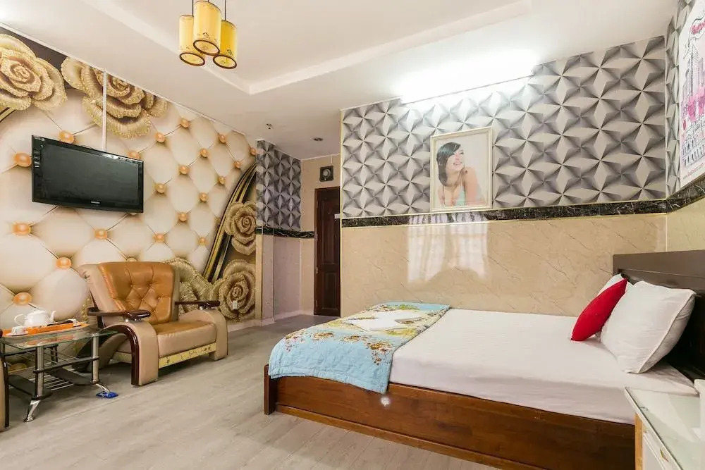 OYO 885 Ngoc Thinh Hotel