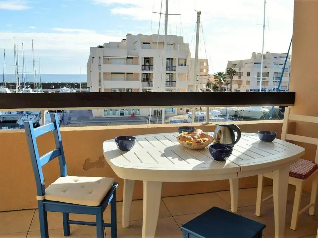Appartement Bormes-les-Mimosas, 2 pièces, 6 personnes - FR-1-251-211