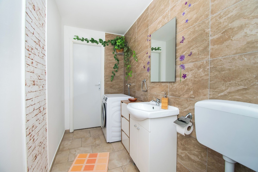 Apartment Kameni Dvori