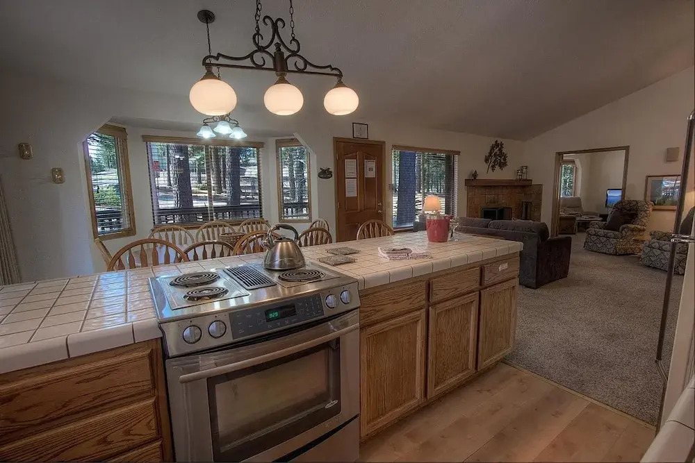 Aspen View Lodge by Lake Tahoe Accommodations
