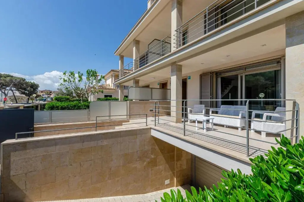 YourHouse Antonia, sea view house with terrace