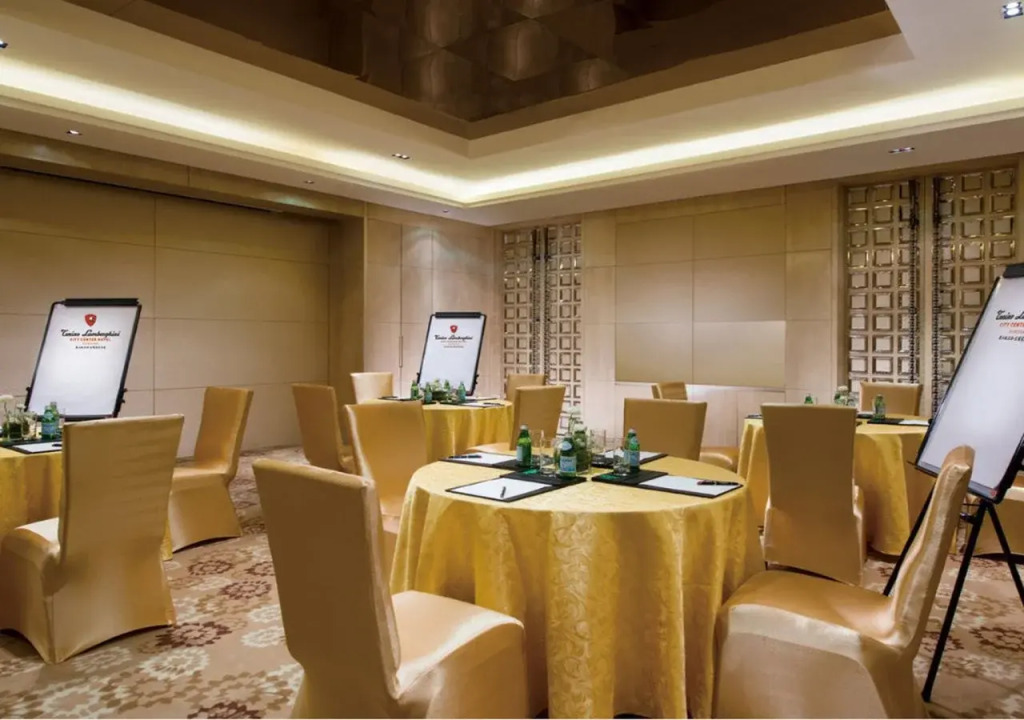 Tonino Lamborghini Hotel Kunshan City Center