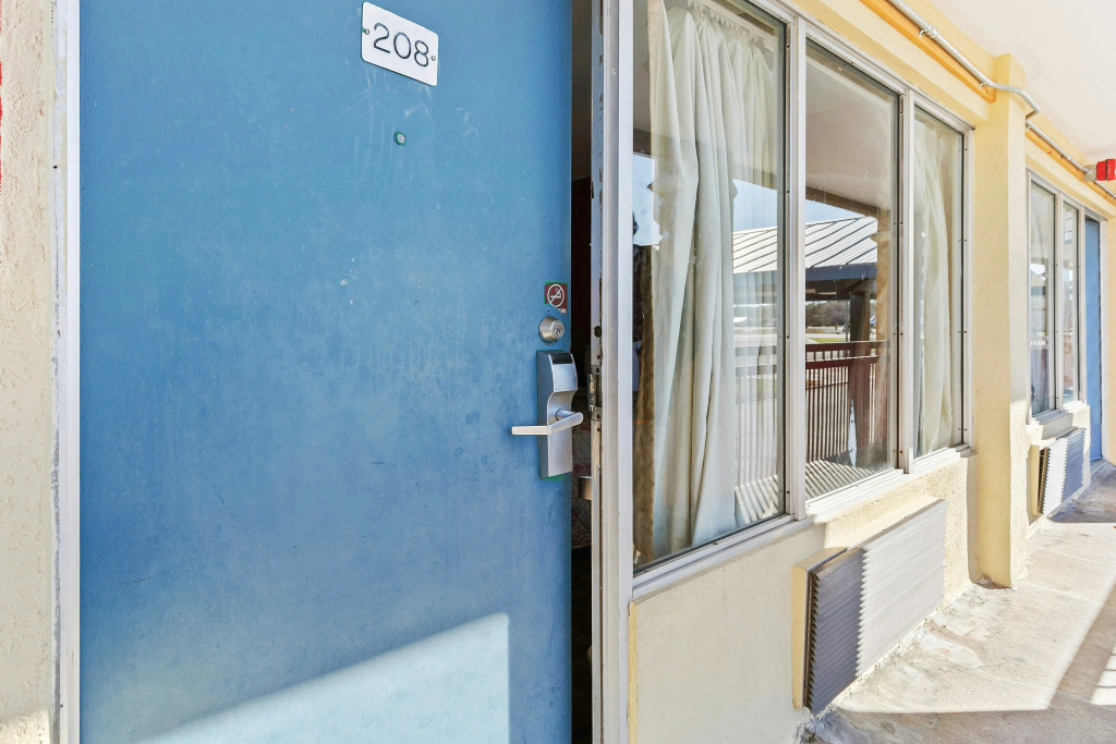 Luxury Inn By Hotel O Hattiesburg, MS