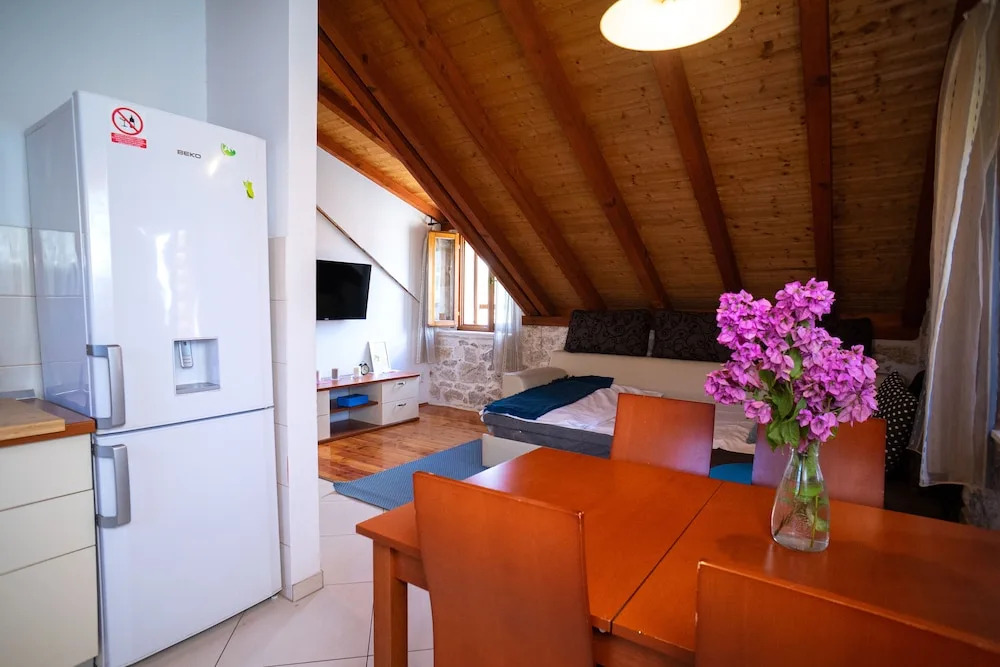 Stone house Lino Trogir