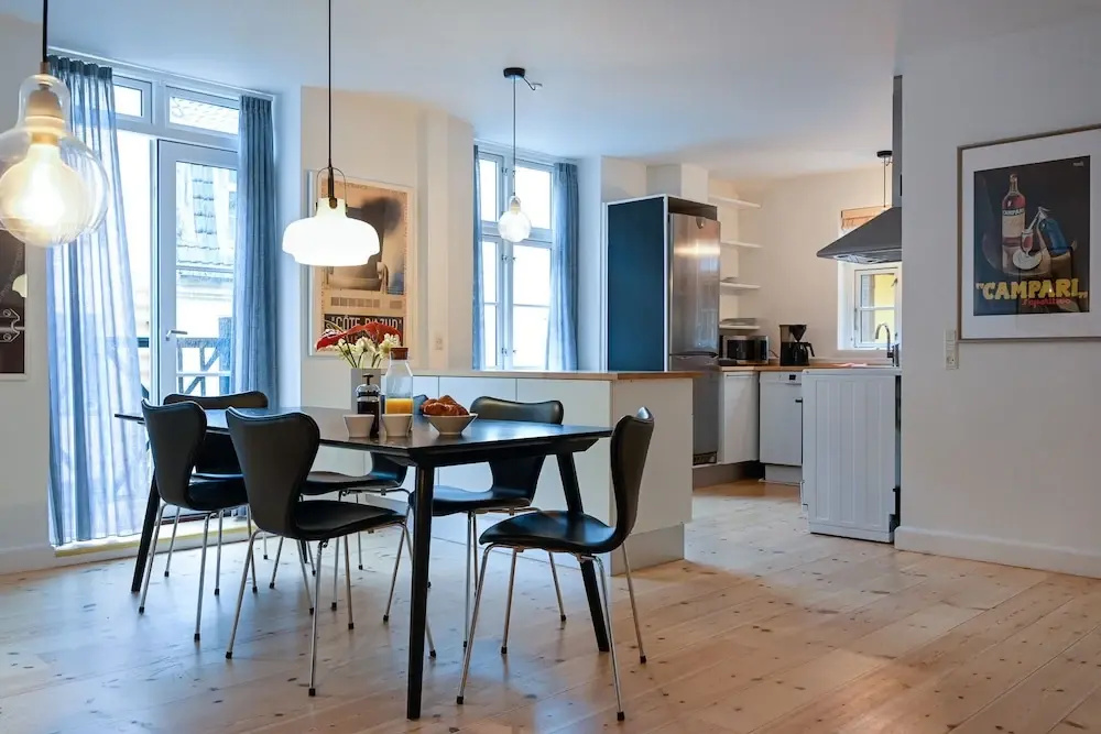 Beautiful 3-bedroom Apartment in a Lovely Neighborhood of Christianshavn