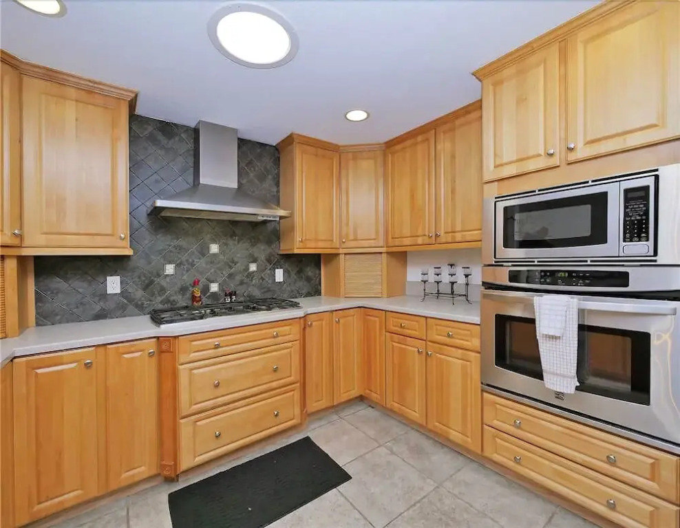 Palm Paradise, 3 Bedrooms, Sleeps 8, Canal View, Private Pool, Boat Dock