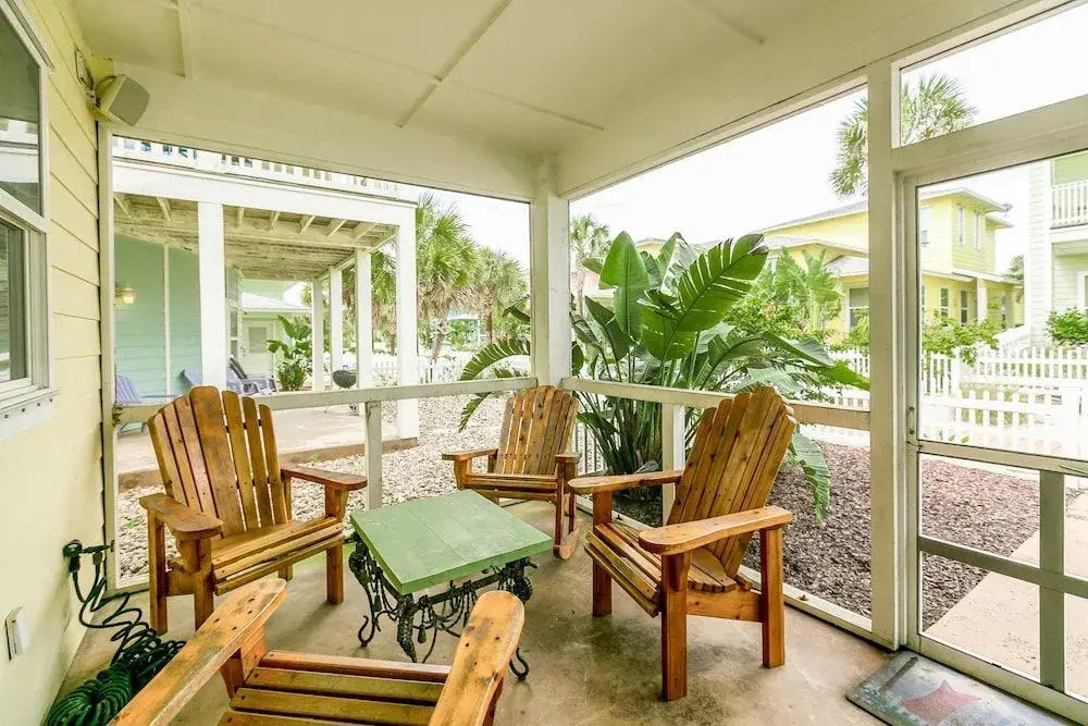 4BR Village Walk House, Pool by RedAwning