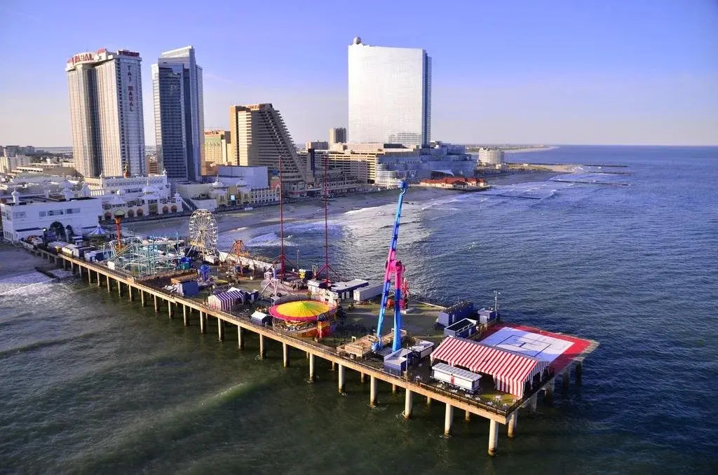 The Lucky Beach House, The Most Popular Beach House in Atlantic City! WOW!