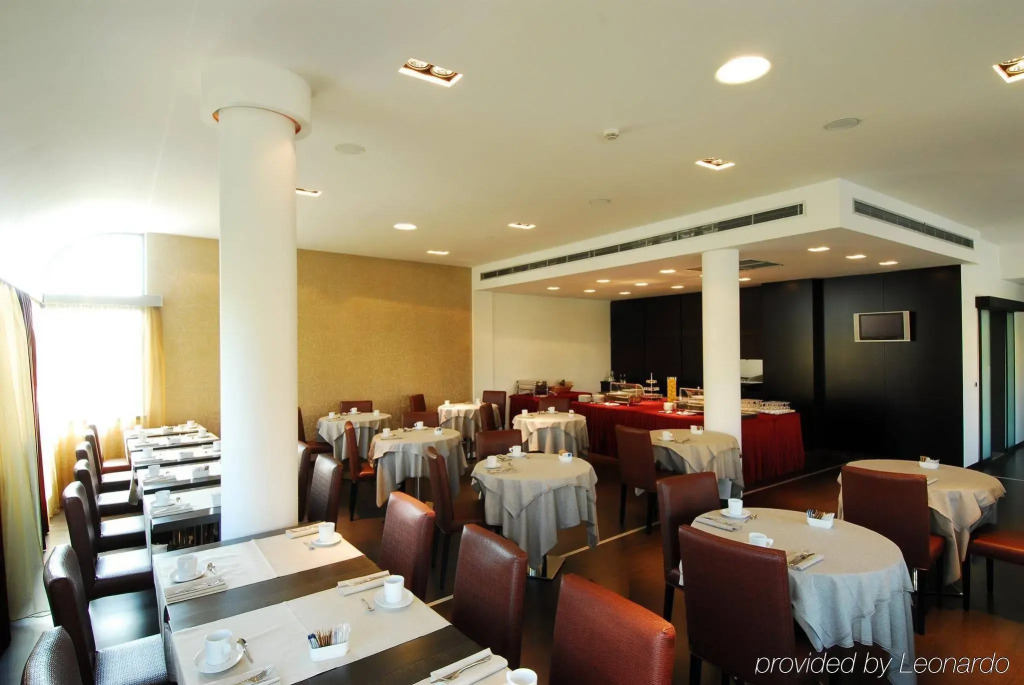 Cosmopolitan Hotel