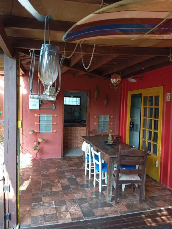 Residência Gato Branco