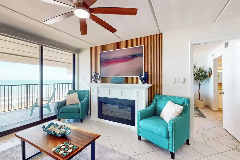 Beachfront 2BR on 10th Fl: Suntide III - Unit 1004
