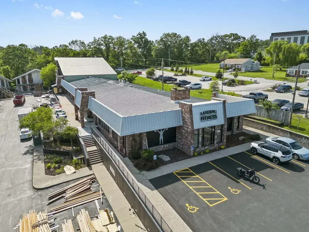 Modern Yote Condo at Roark Creek