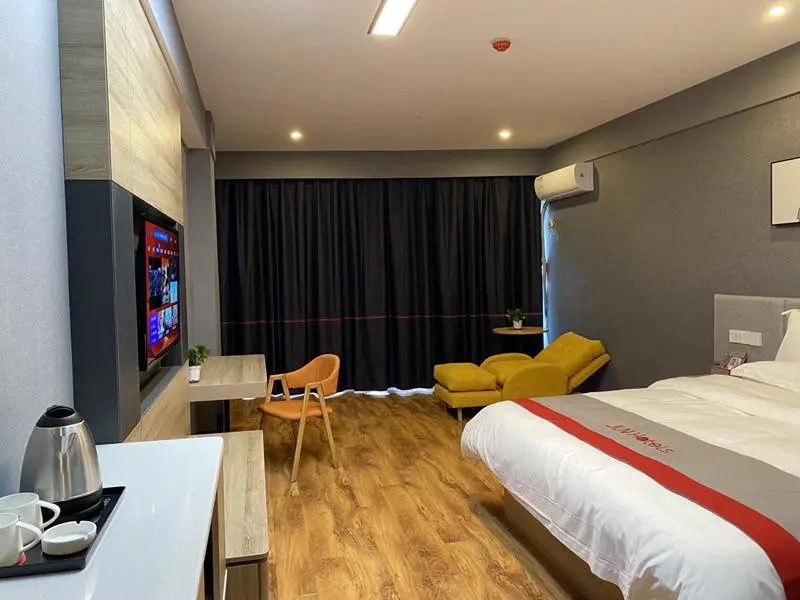 Jun Hotel Jiangsu Nanjing Pukou District Linchang Metro Station