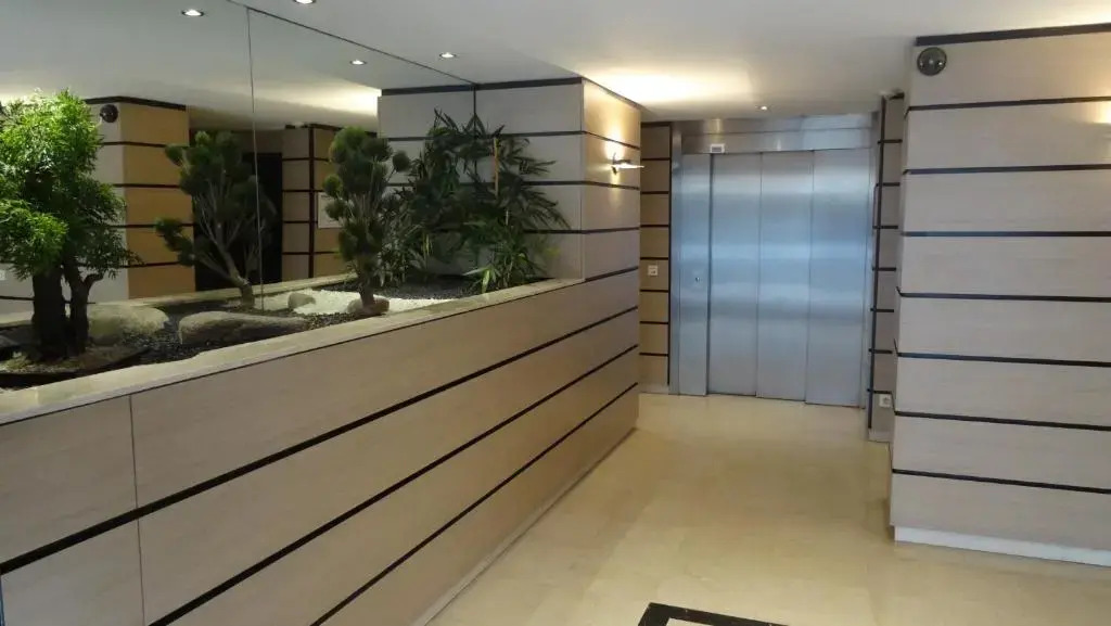 Appart T2 standing tout confort avec balcon - parking en option