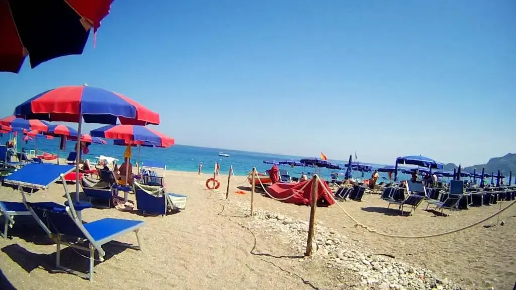 2 bedrooms appartement at Letojanni 300 m away from the beach with sea view and furnished balcony