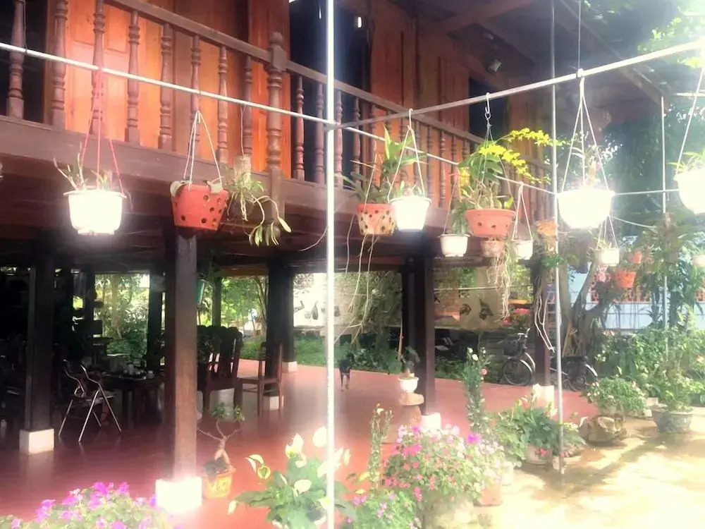 Ba Be Lake View Homestay