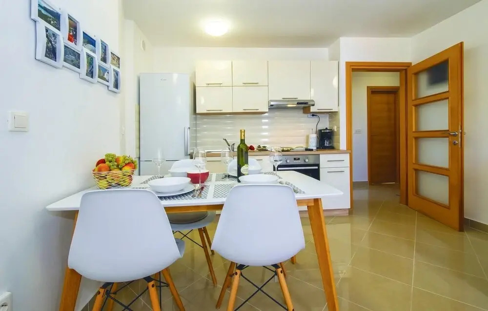 Stunning Apartment in Postira With 1 Bedrooms and Wifi