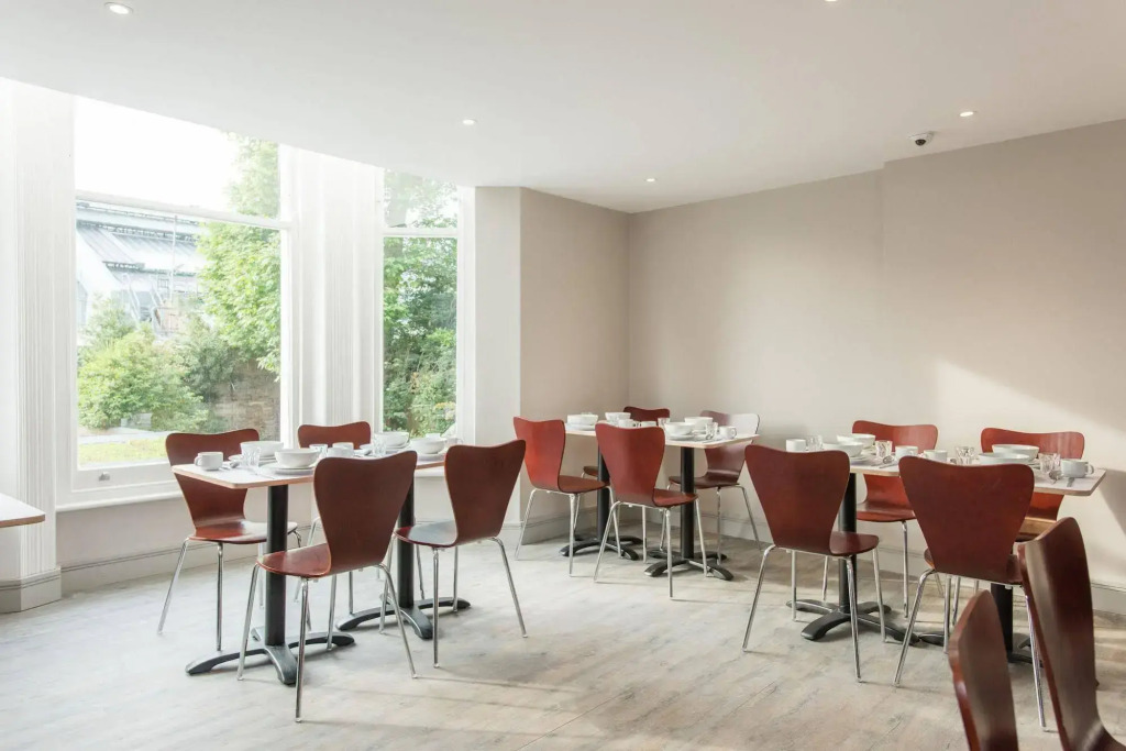 Mowbray Court Hotel
