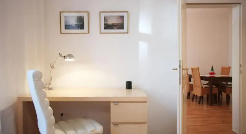 Apartment Elegant Living