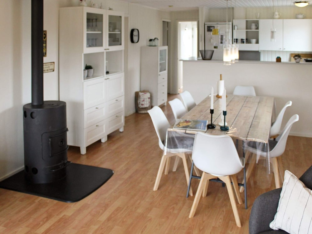 6 person holiday home in Hadsund-By Traum