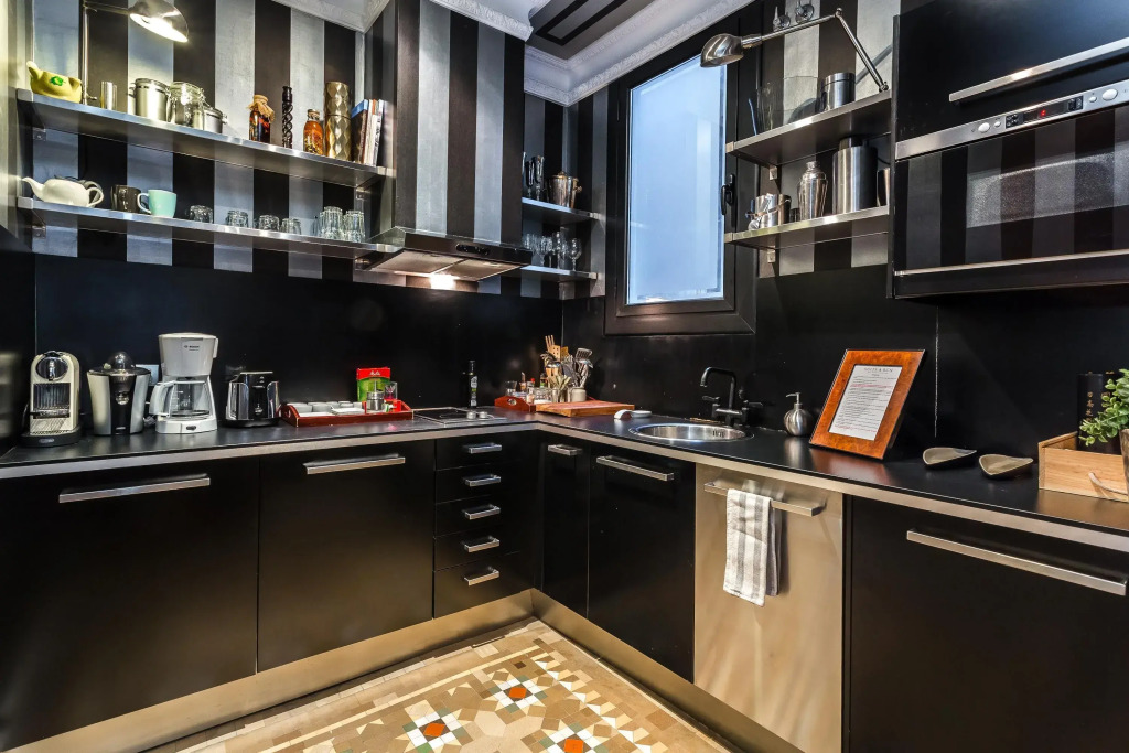 Eixample - 3 Bedroom Apartment With 2 Kitchens - Hoa 42133