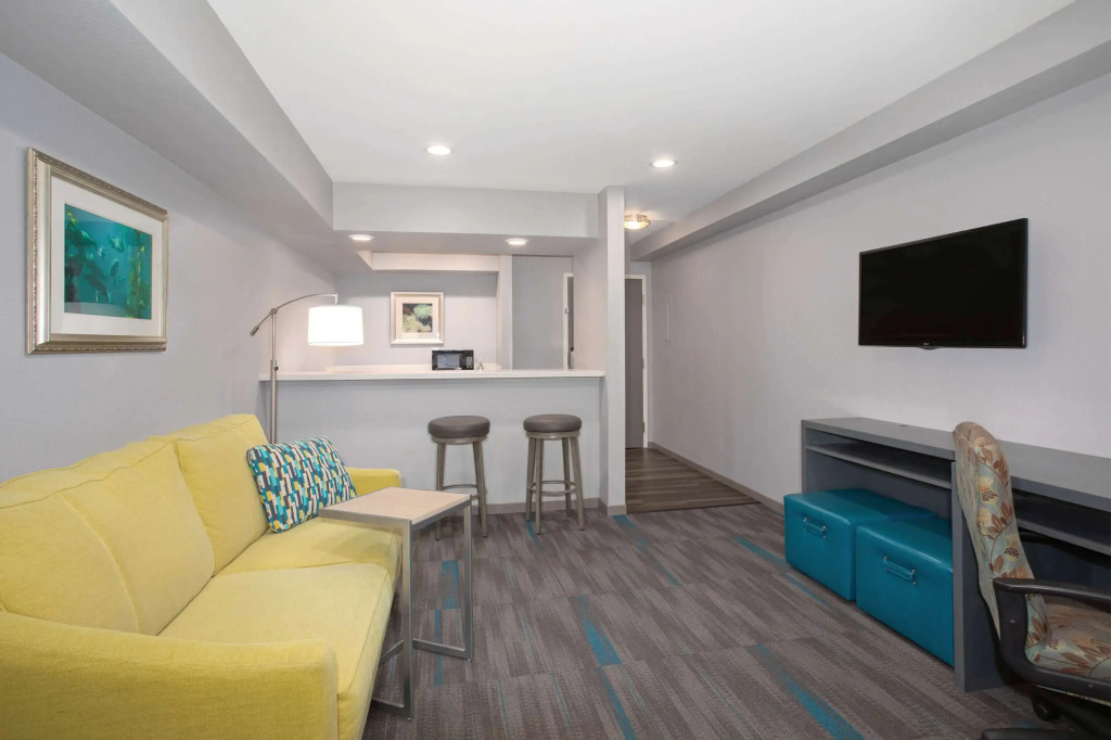 Hampton Inn Monterey