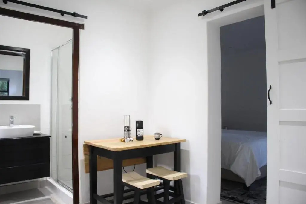 Workout & Wine Fitness Retreat/B&B