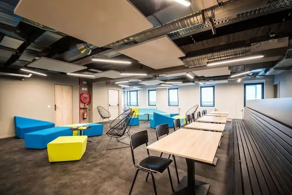 HI HOSTEL CHARLEROI Brussels South Airport