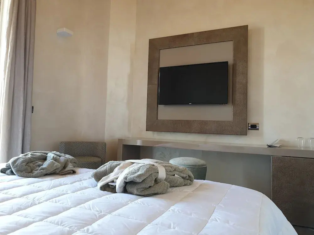 Faro di Punta Fenaio - Caletta Privata