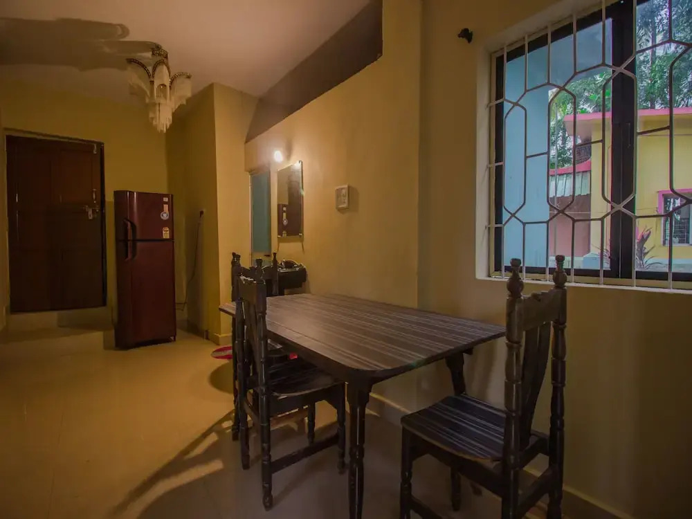OYO 16456 Home Decent 1BHK Vagator