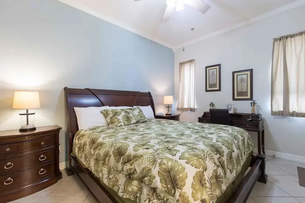 Saturn Living Condominium 1
