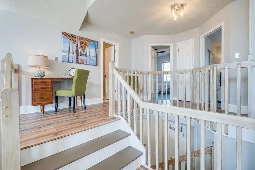 Charming Nags Head Retreat: Half-mi to State Park!