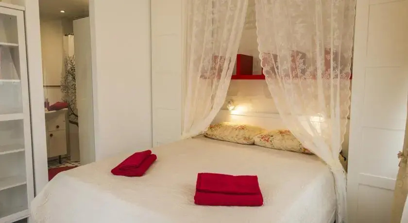 Rose Apartment