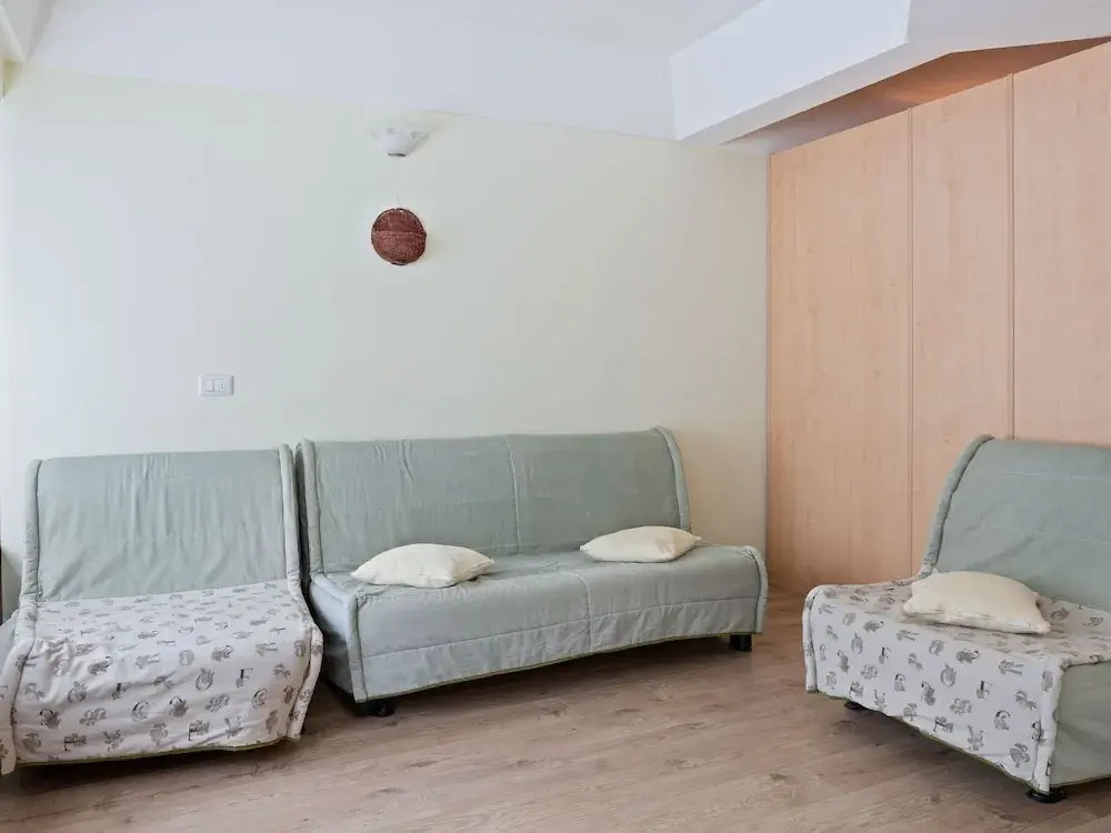 Decent Holiday Home in Mezzana With Garage