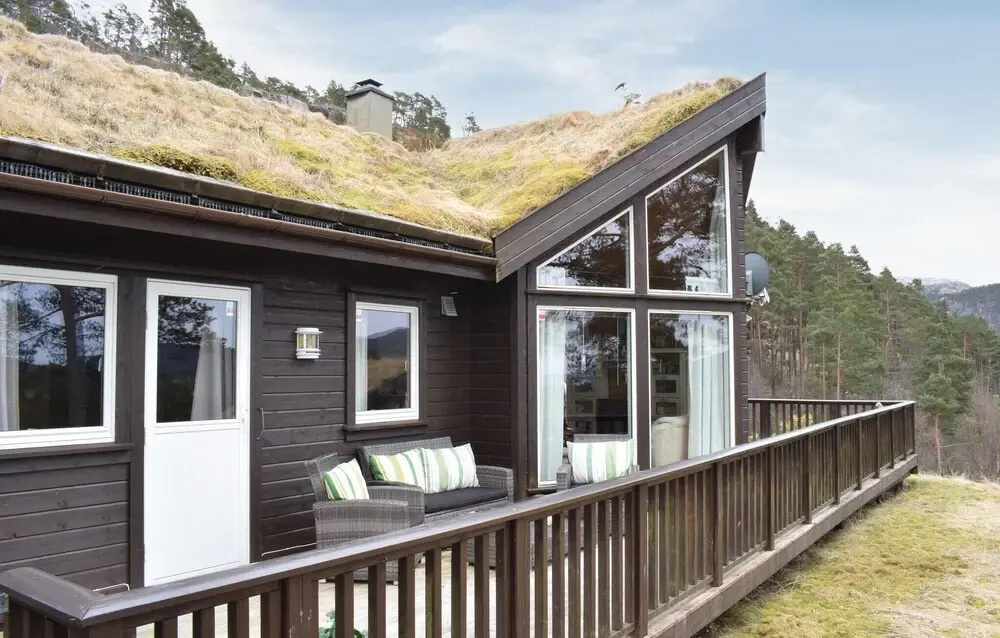Beautiful Home in Jørpeland With Wifi and 3 Bedrooms