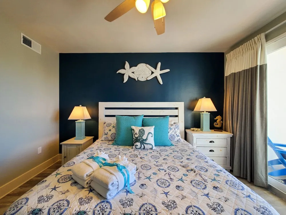Laketown Wharf 911 - Luxury at the Wharf