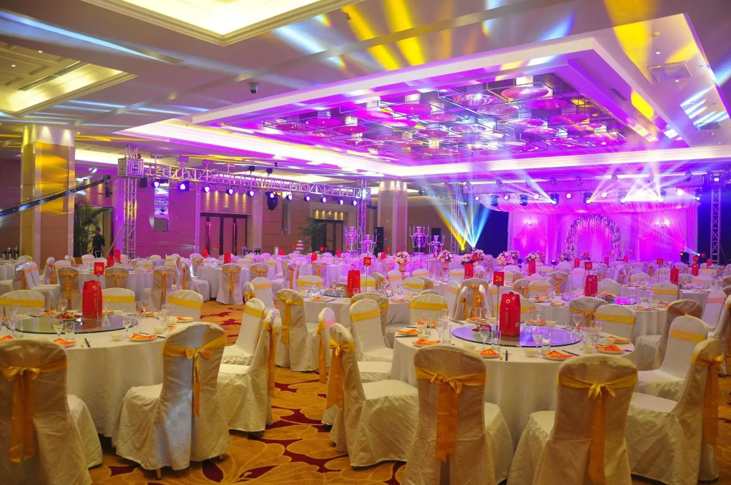 Grand New Century Hotel