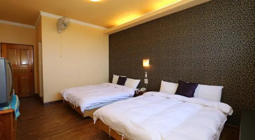 Dongshan River Resort Farm