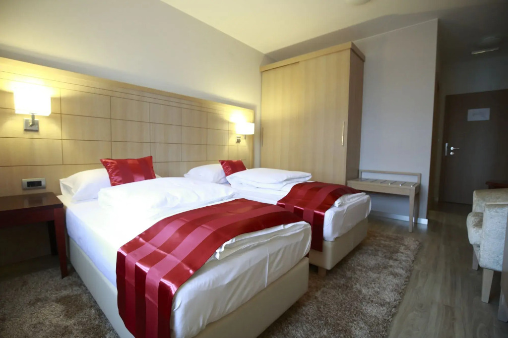 Hotel Raca
