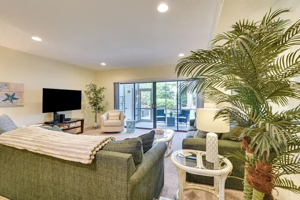 Patio + Pool Access: North Myrtle Beach Retreat!