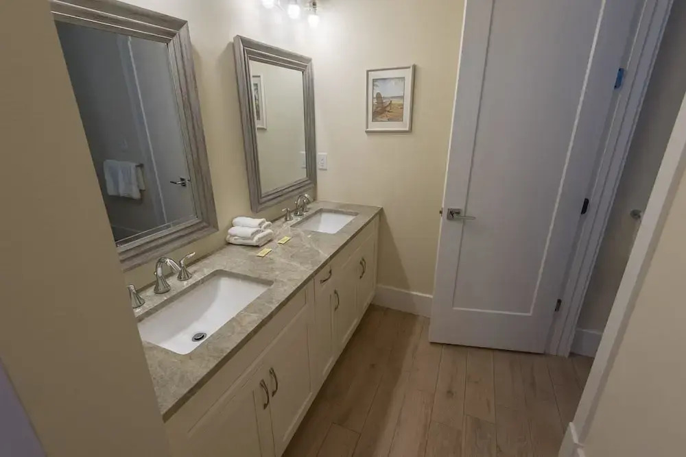 Coastal Horizons Apartment 6