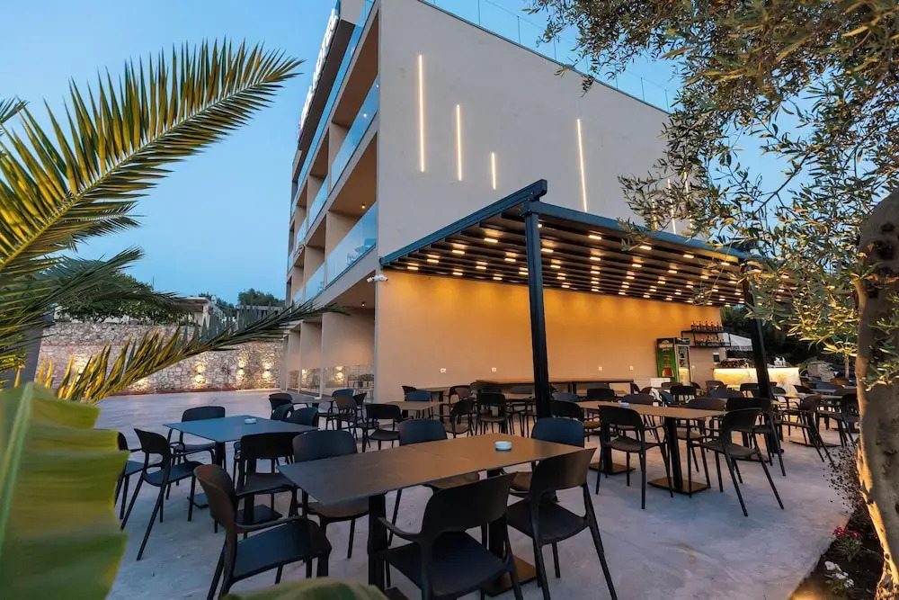 Diol Hotel