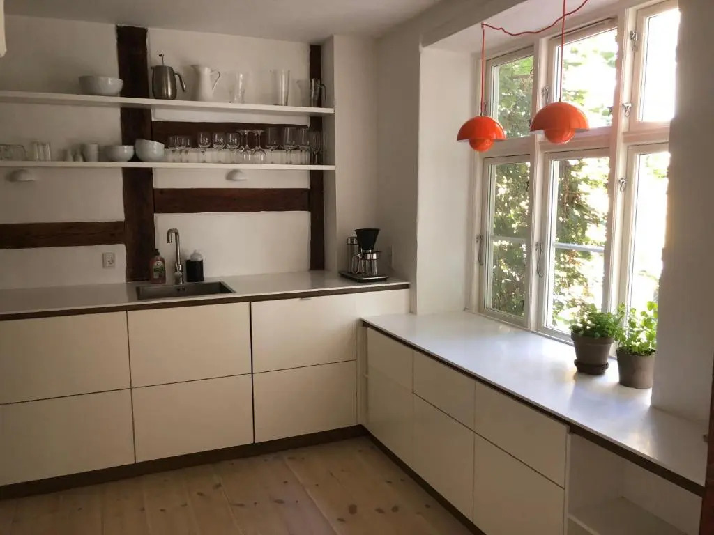 K10 Apartments