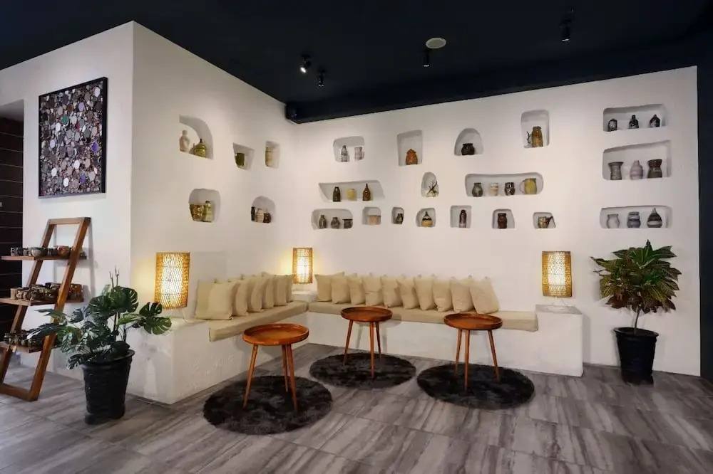 Hotel Algoritma