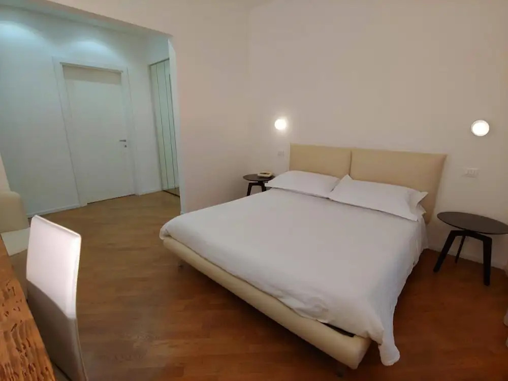 Stella CasaBono