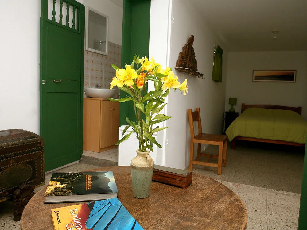 La Puerta Verde Hostel